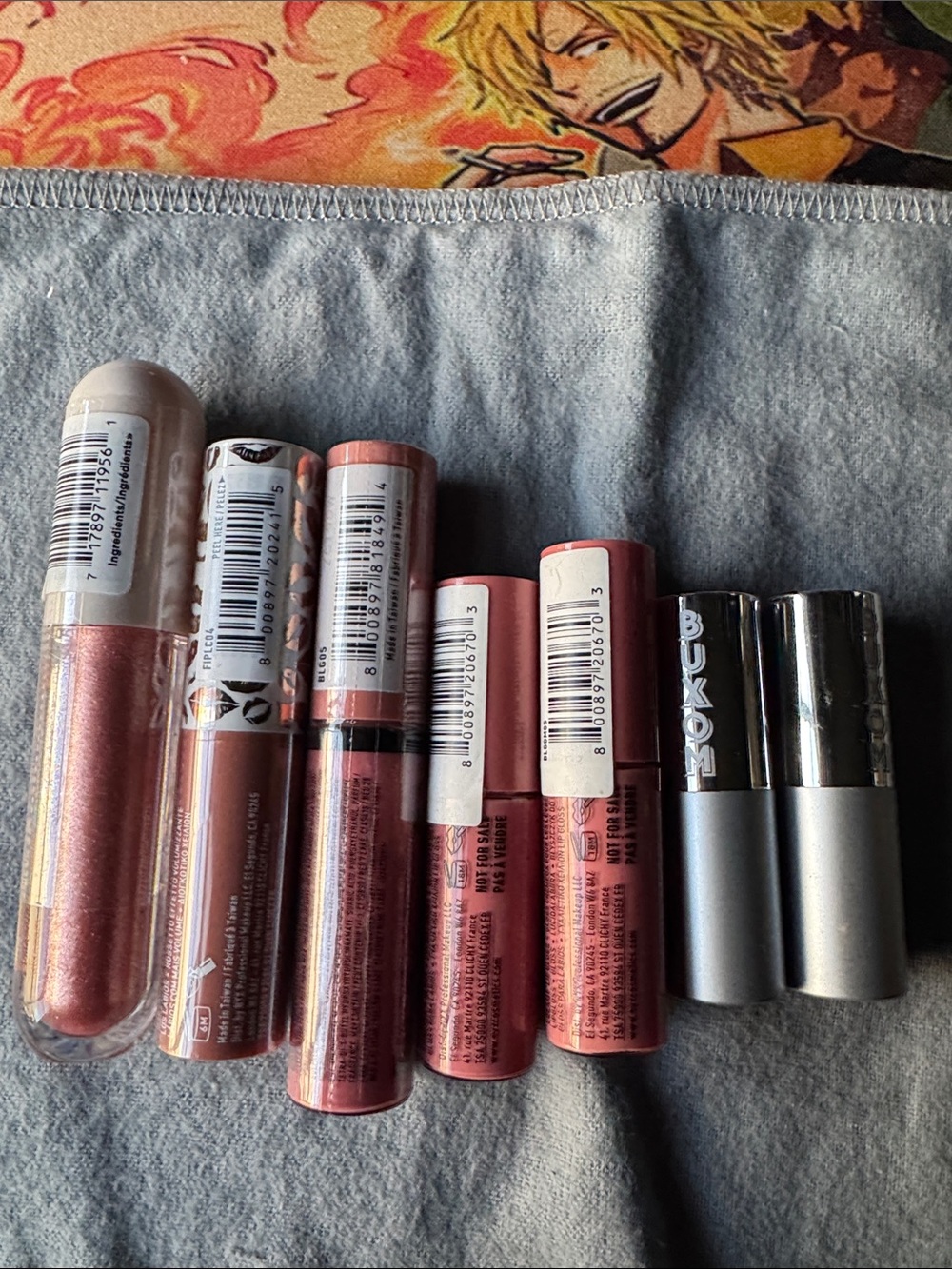 Lippie bundle - Picture 2 of 4